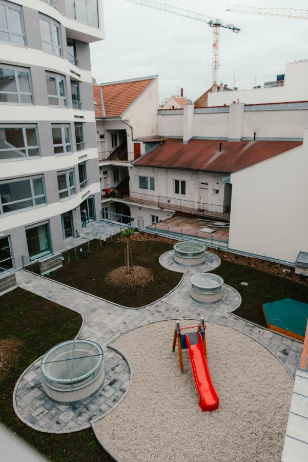 Wake Up Apartments Brno Bagian luar foto